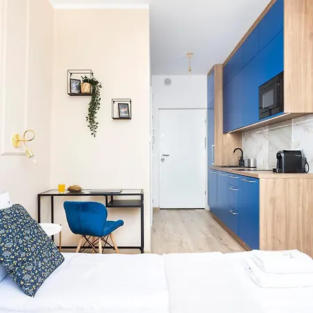 Morning Sunshine - By Upstairs Katowice